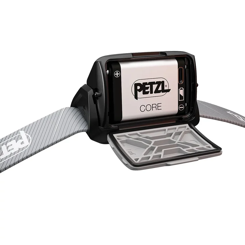 PETZL Tikka Core 450  fejlámpa akkumulátorral (2025)